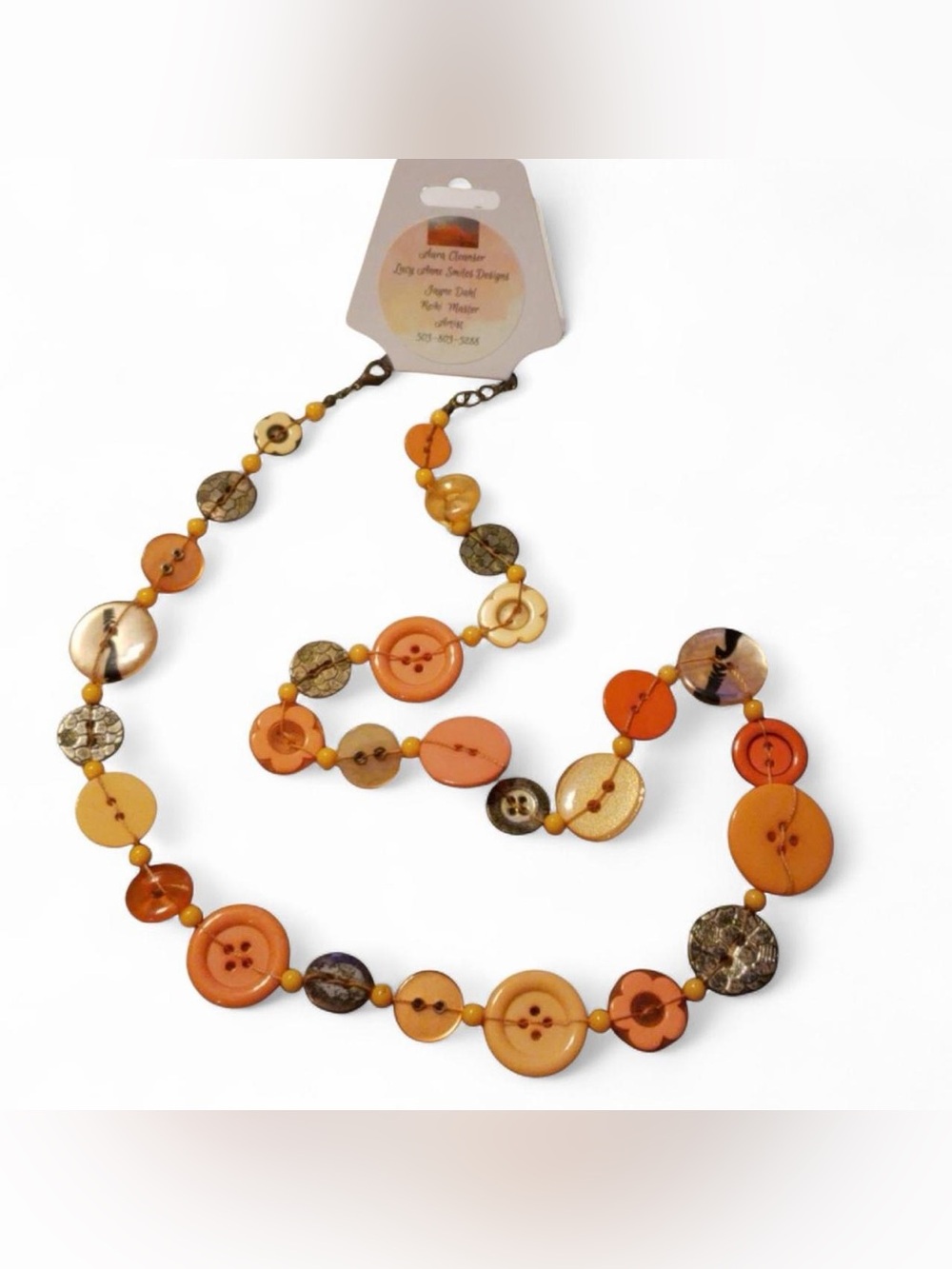 Button necklace